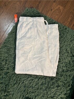 Joe Fresh White Linen style pants